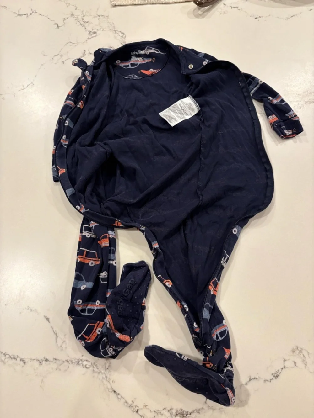 GAP navy footed